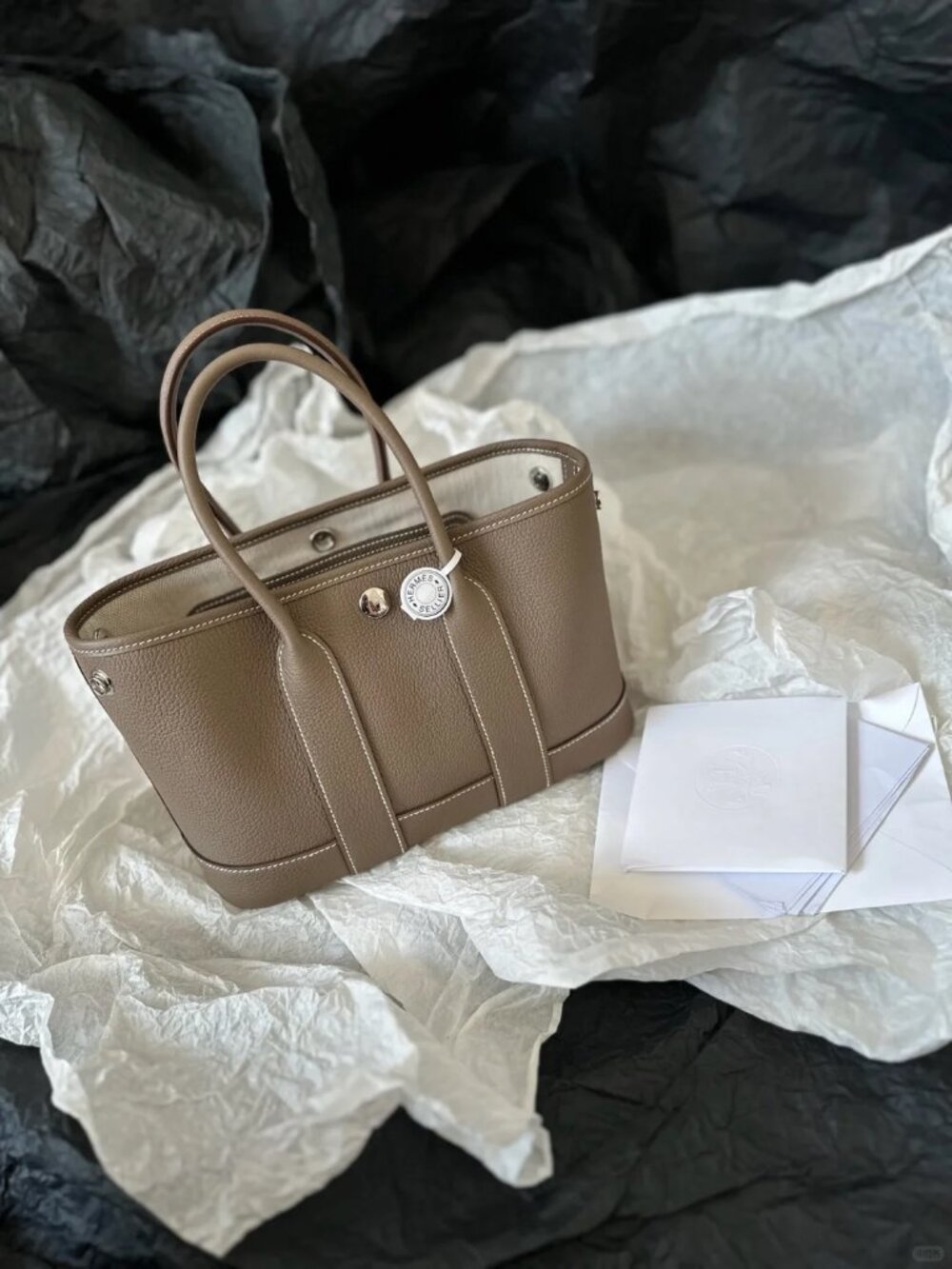 Classic Hermes Bags: A Stylish and Versatile Choice for Elegance